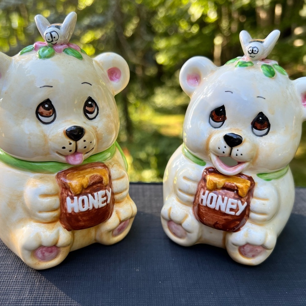 Vintage Honey Bear Sugar and Creamer